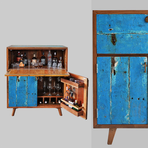 Folding Bar/liquor cabinet - #213