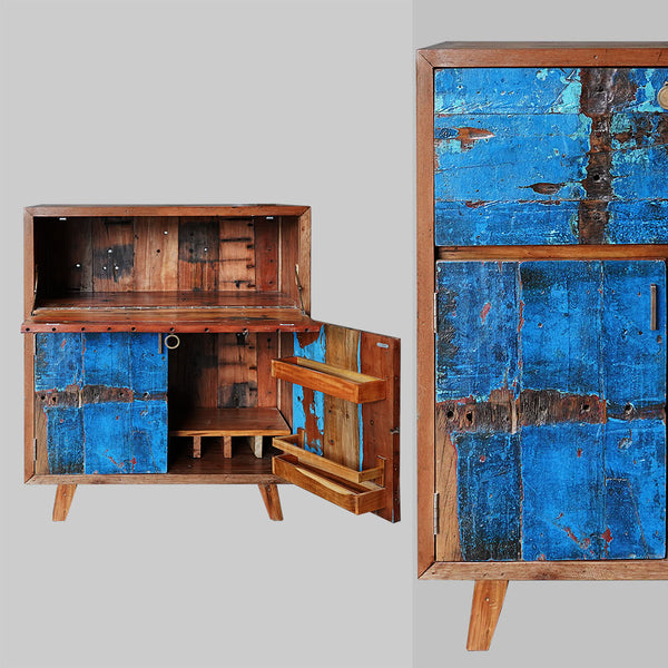 Folding Bar/liquor cabinet - #228